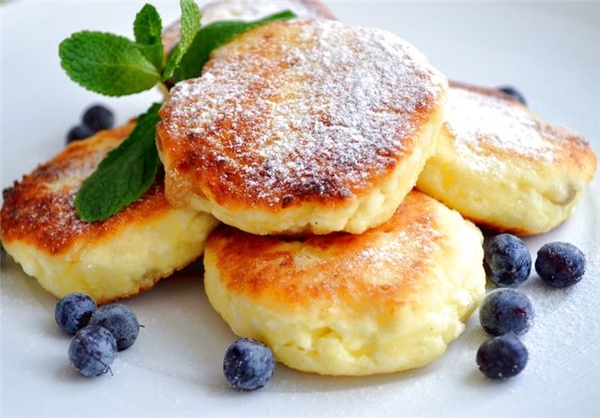 Как приготовить сырники на завтрак