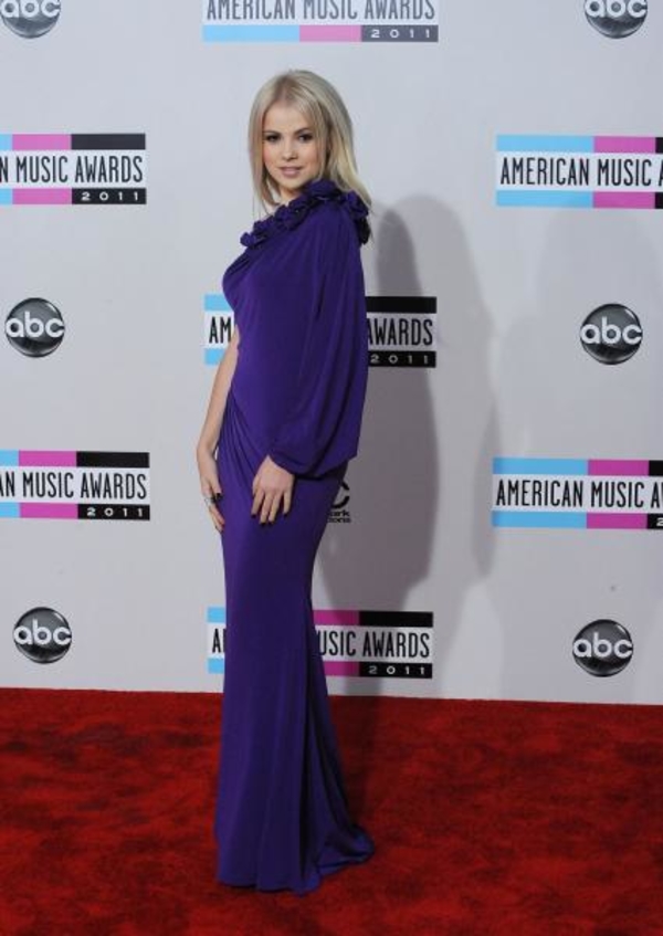 Мика Ньютон блеснула на American Music Awards