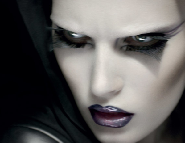 Украинская модель в рекламе футуристической косметики Gareth Pugh for MAC