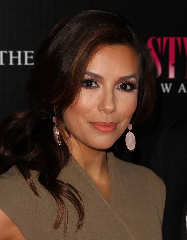 Искрящаяся Ева Лонгория появится на обложке Vanity Fair