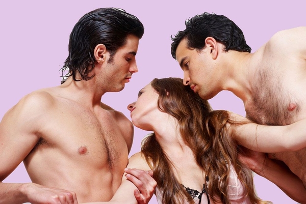 Сексолог: Почему мужчины смотрят порнографию