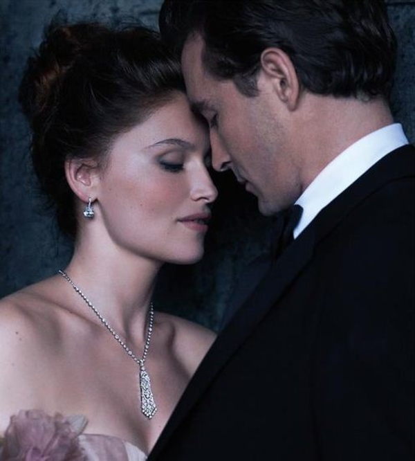 Модная романтика: Праздничные украшения от TIFFANY & CO