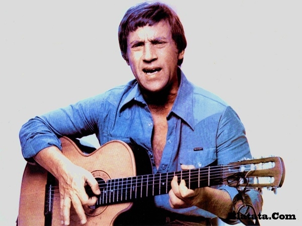 Блогеры вычислили по ушам, кто сыграл Высоцкого