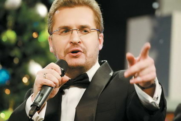 Александр Пономарев воюет с женой из-за сына