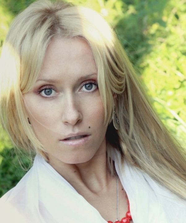 Звезда сериала Глухарь собралась под венец