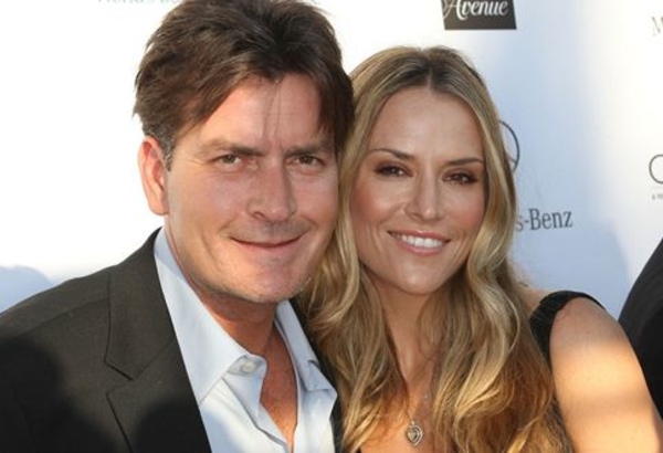 Бывшая жена Чарли Шина легла в клинику для наркоманов