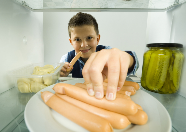 Нужно ли родителям контролировать вес ребенка