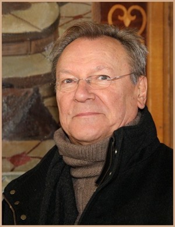 Актер, сыгравший отца Высоцкого, попал в аварию