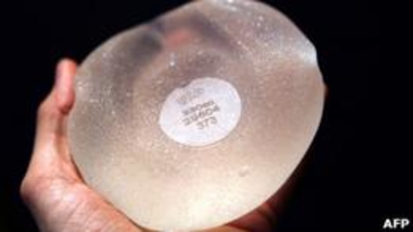 Франция готова оплатить удаление бракованных грудных имплантатов