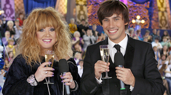 Что подарили Пугачевой и Галкину и чем кормили гостей новобрачные