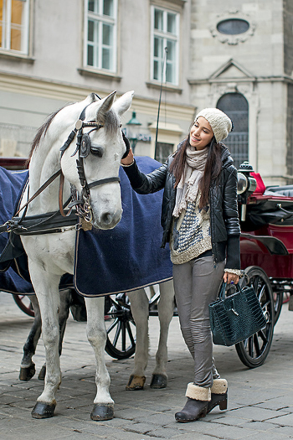 Равшана Куркова: С мужчинами я веду себя старомодно