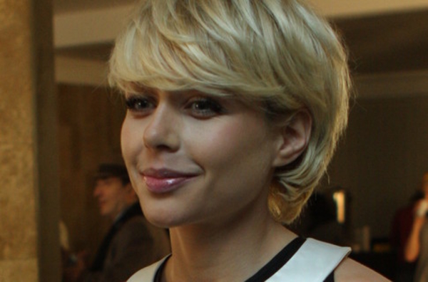 Тина Кароль в новогоднюю ночь заработает полмиллиона долларов