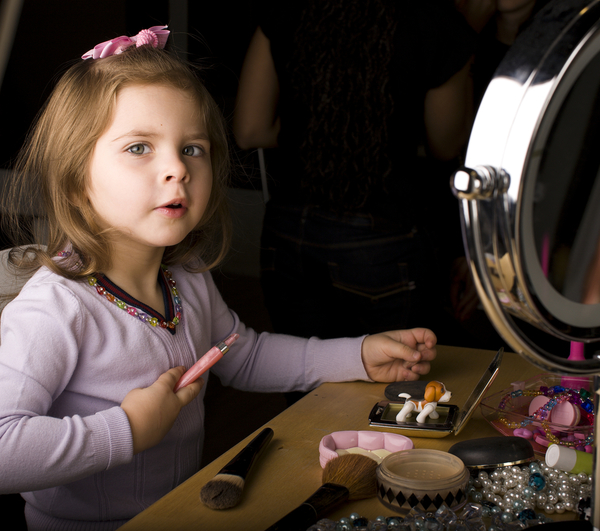 Выбор косметики для детей 3-7 лет