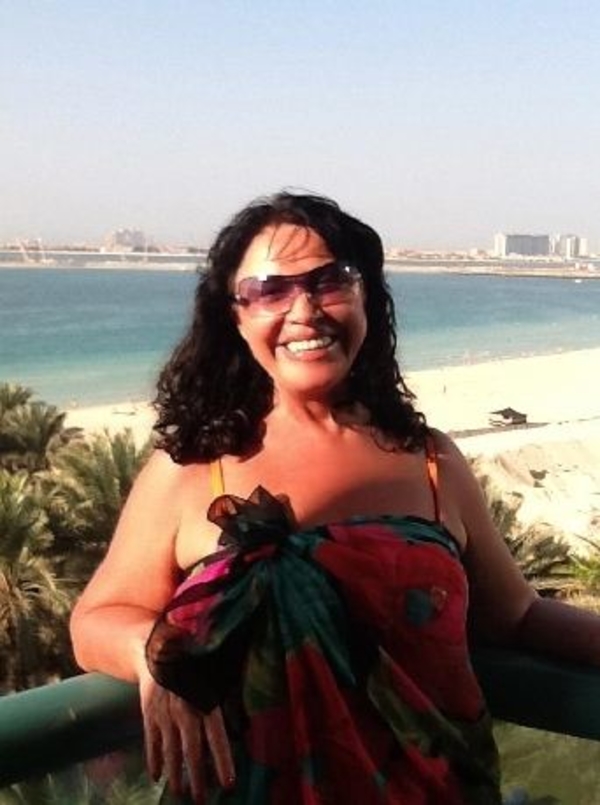 Надежда Бабкина показала свои пышные формы