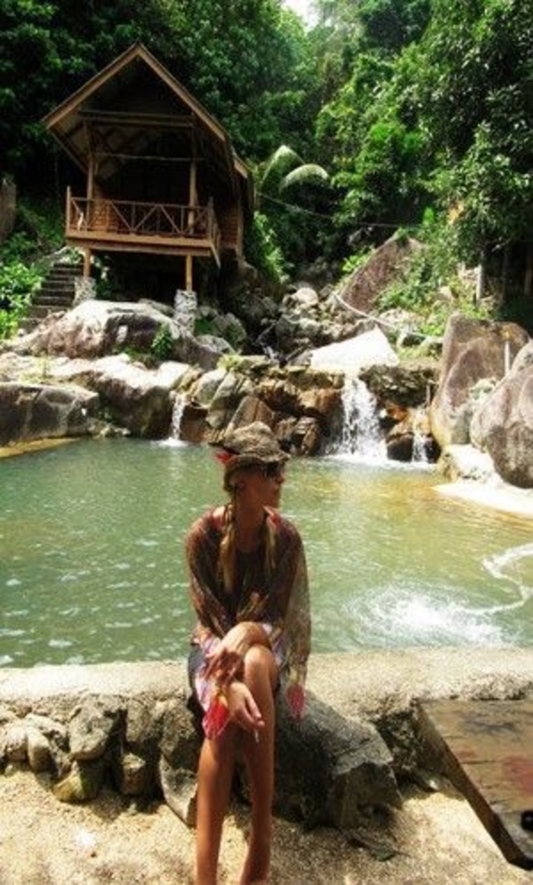 Дима Билан уехал на отдых с бывшей невестой