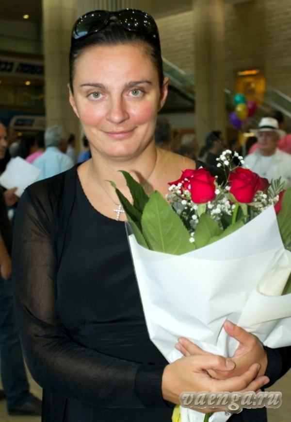 Елена Ваенга отреклась от своих миллионов