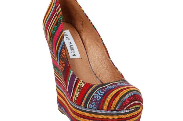 Facebook.com / Steve Madden Ukraine