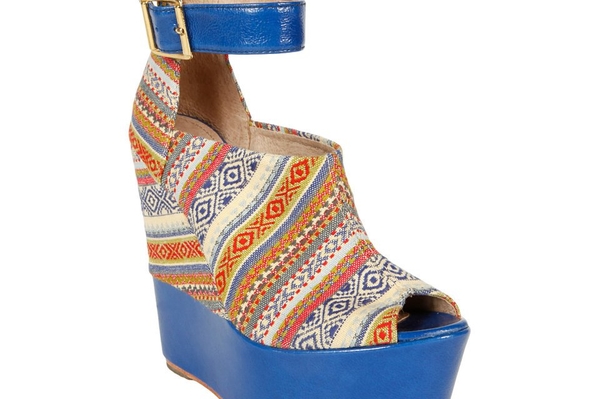 Facebook.com / Steve Madden Ukraine