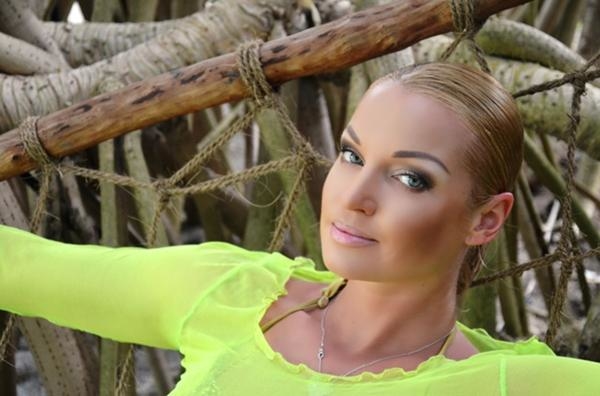 Анастасия Волочкова отпразднует день рождения в Москве и в Киеве