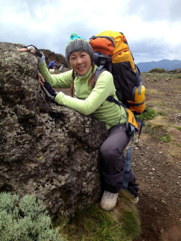 Анита Цой обнародовавала свои фотографии без косметики