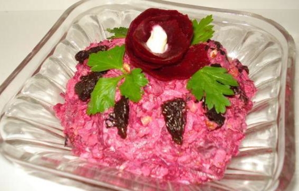 ТОП-5 рецептов диетических салатов из овощей