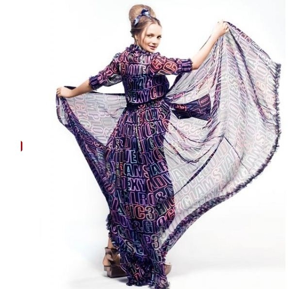 Екатерина Вилкова не говорит о беременности, но любит позировать