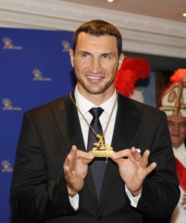 Братьям Кличко вручили премию за юмористический талант