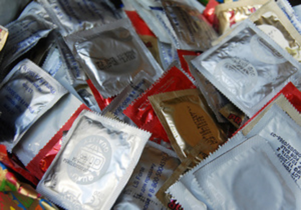 В ЮАР обнаружили более миллиона бракованных презервативов