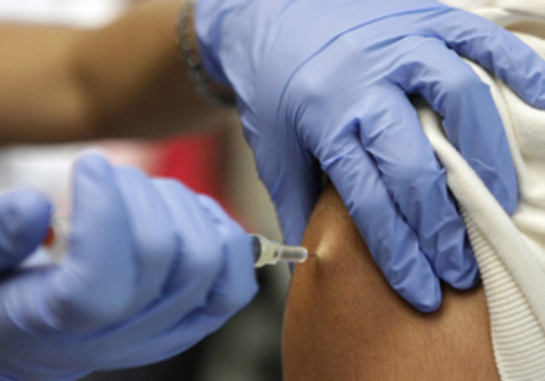 В США мальчиков будут прививать от вируса папилломы человека