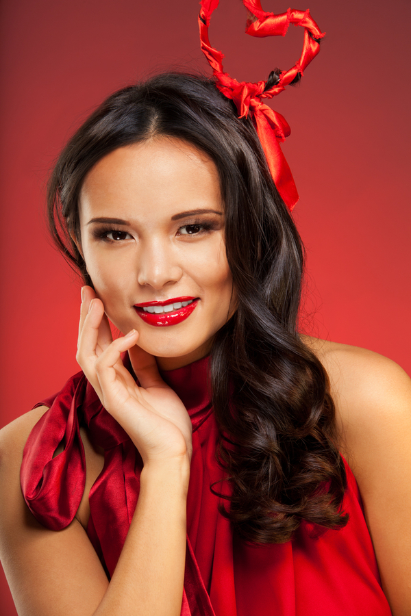 Видео-урок: Романтическая укладка с лентой