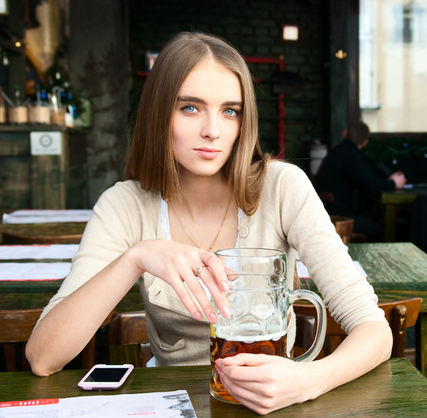 Две трети жителей Украины употребляют алкоголь