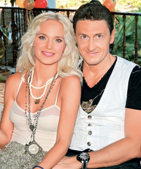 Глюкоза: Я первая предложила мужу пожениться