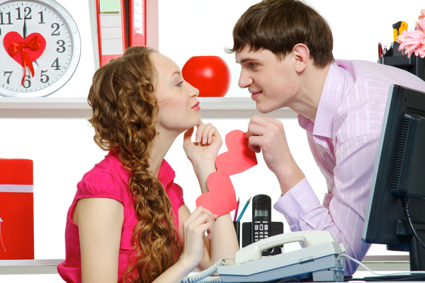 Влюбленные сотрудники лучше работают