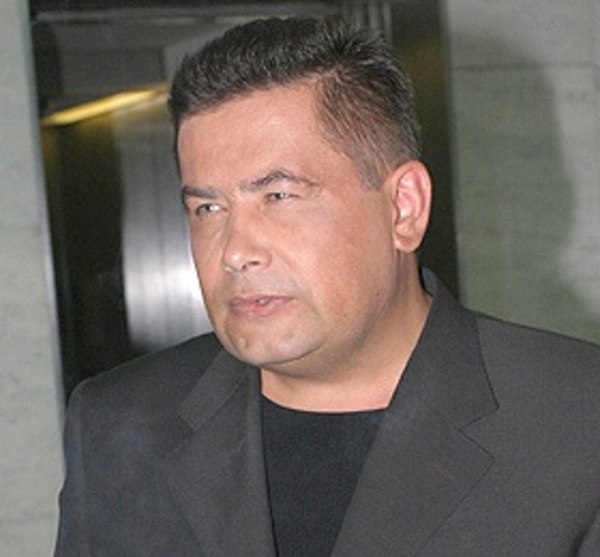 Гоша Куценко и другие актеры поздравили Расторгуева