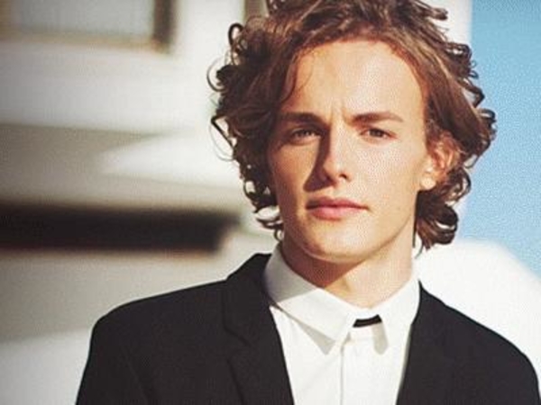 Новое видео Матиаса о трагической любви Проиграй мне войну