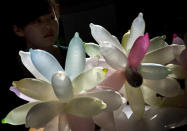 Ученые: Большинство людей не умеет пользоваться презервативами