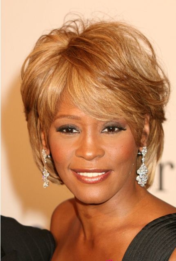 В Сеть попали фото Уитни Хьюстон в гробу