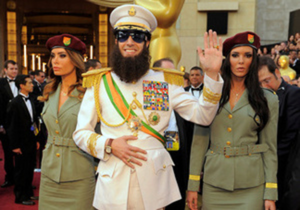 Саша Барон Коэн явился на церемонию Оскар в образе диктатора