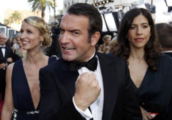 Оскара в номинации Лучший актер получил Жан Дюжарден