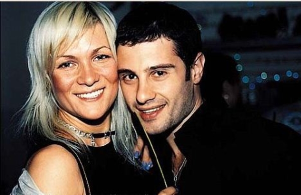 38-летняя жена Антона Макарского беременна