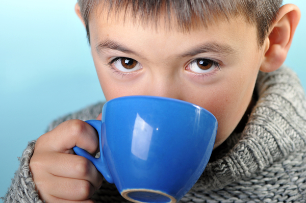 Какие напитки полезно пить маленьким детям