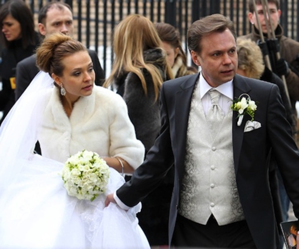 Экс-участник группы На-На женился на фанатке