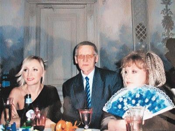 Отец Кристины Орбакайте встретился с копией дочки