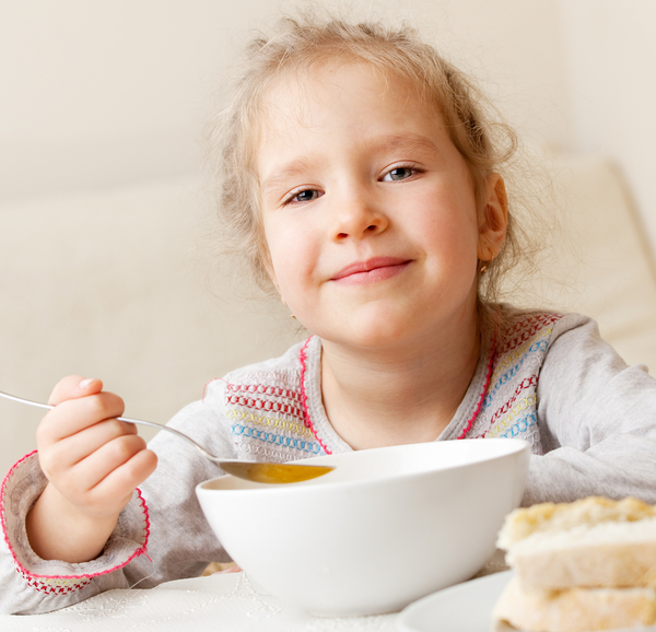 Ученые уверены, что питание по графику снижает уровень IQ у детей