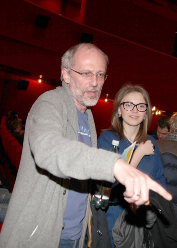 48-летний Александр Гордон вывел в свет свою 18-летнюю жену