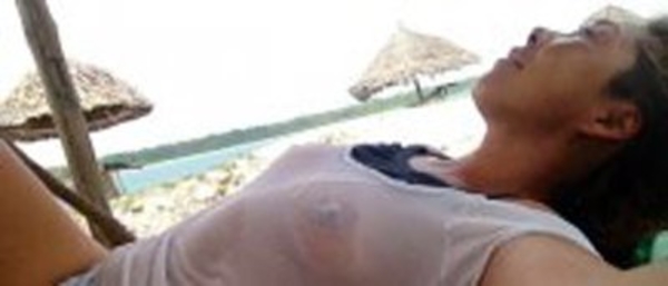 Анита Цой сравнила свой бюст с грудью Волочковой