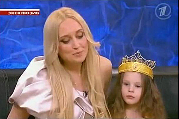 Витас показал маленькую дочь