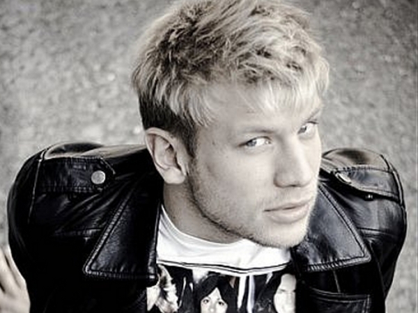 Иван Дорн: Премьера видео Синими, желтыми, красными