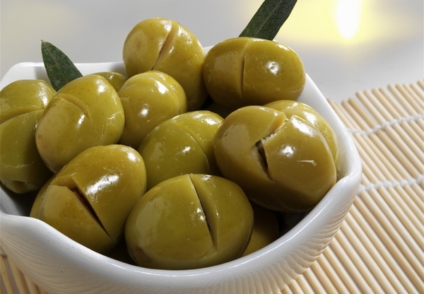 Оливки: Польза и правила выбора