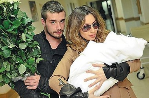 Светлана Лобода: в день рождения дочери мы подстрижем ее налысо